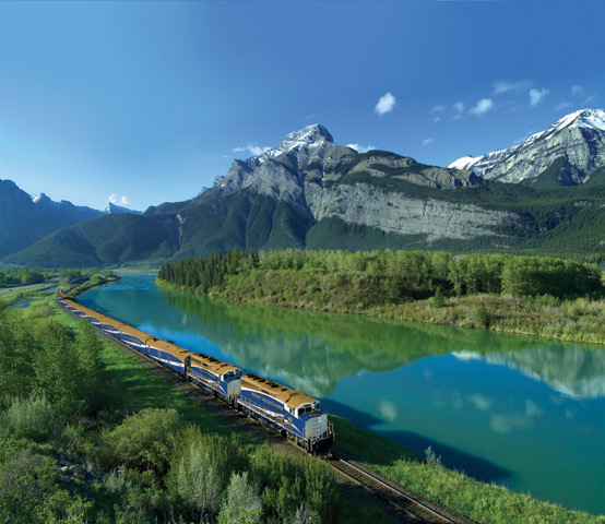 Luxe Treinreis Rocky Mountaineer West Canada | Corallium - Reisbureau Lennik en Gooik
